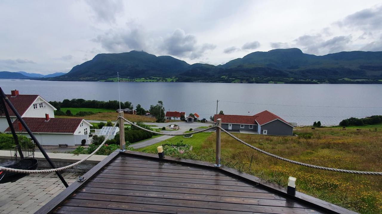 Kvernesfjorden Apartments Steinsgrenda Exterior foto